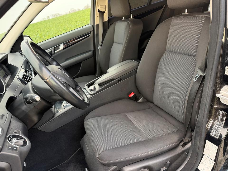 Mercedes Benz C 220 2013 — photo 7