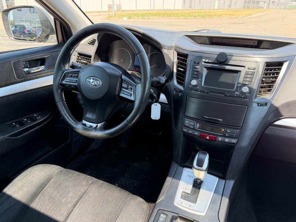 Subaru Outback 2013 — photo 16