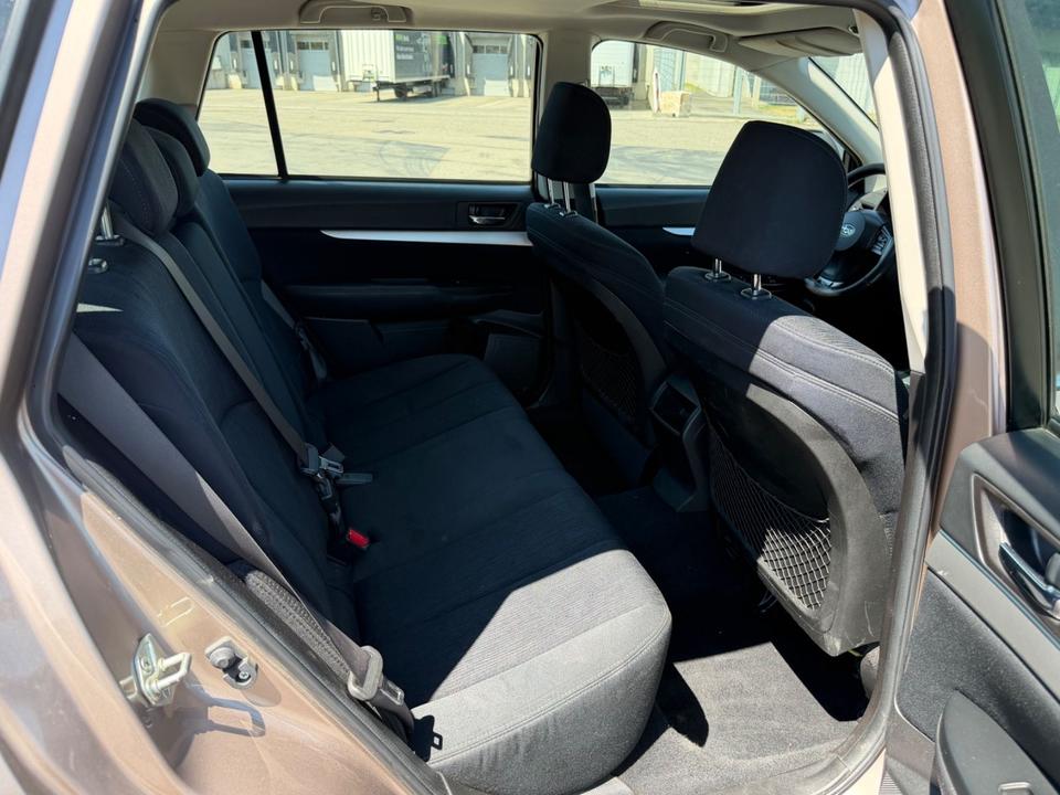 Subaru Outback 2013 — photo 18