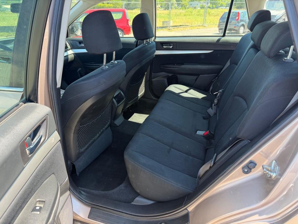 Subaru Outback 2013 — photo 19