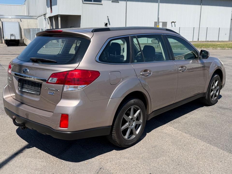 Subaru Outback 2013 — photo 7