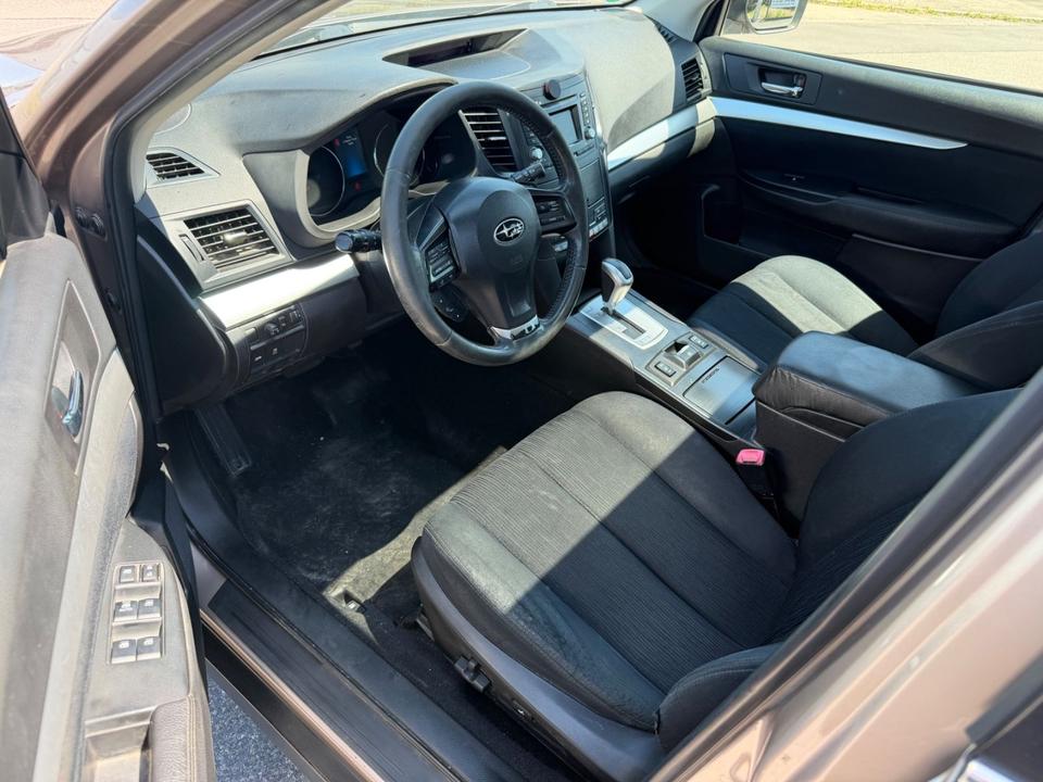 Subaru Outback 2013 — photo 9