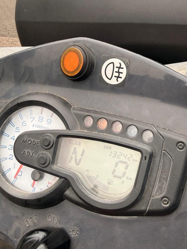 Kymco MXU 700i LOF 4x4 2014 — photo 7