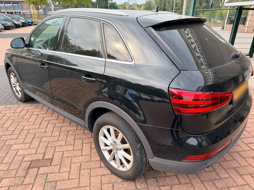 Audi Q3 2012 — двигун