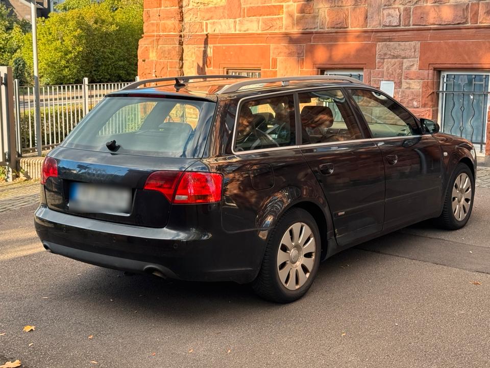 Audi A4 2007 — engine