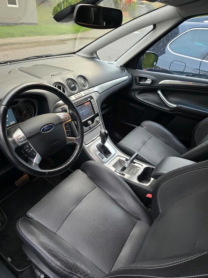 Ford C-Max 2008 — photo 6