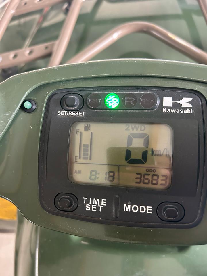 Kawasaki KVF 700 4x4 LOF, Räumschild + Seilwinde, TÜV 04/28 2004 — photo 11