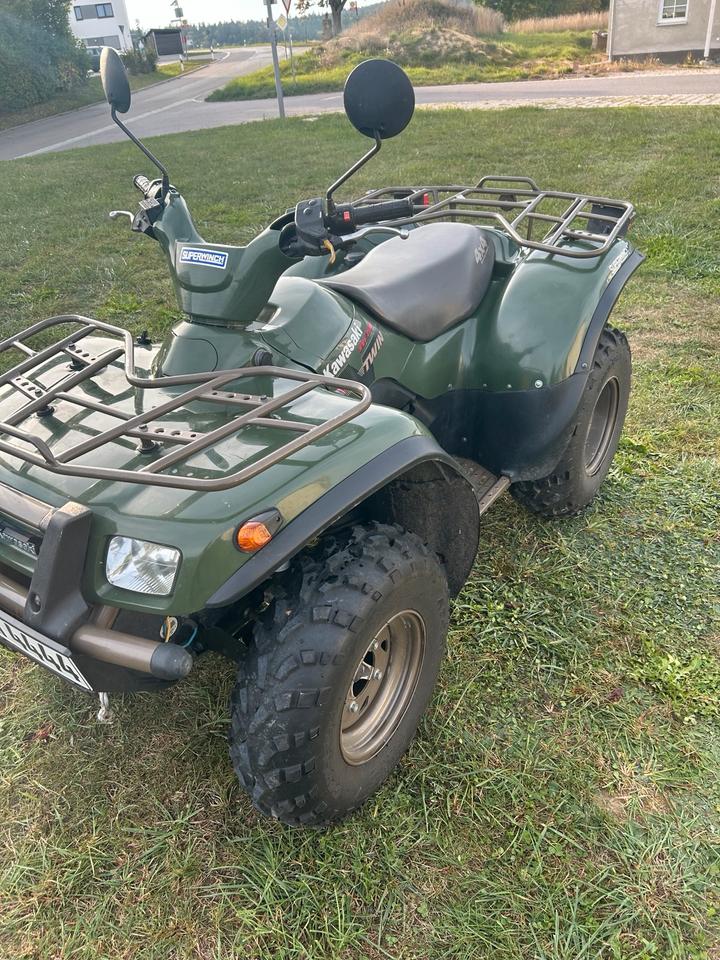 Kawasaki KVF 700 4x4 LOF, Räumschild + Seilwinde, TÜV 04/28 2004 — engine 697 ccm