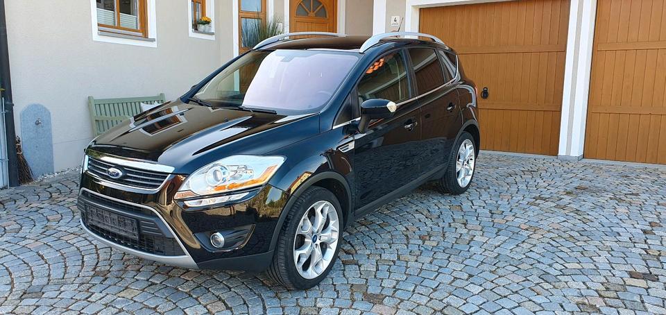Ford Kuga 2012 — авто для ЗСУ з Європи