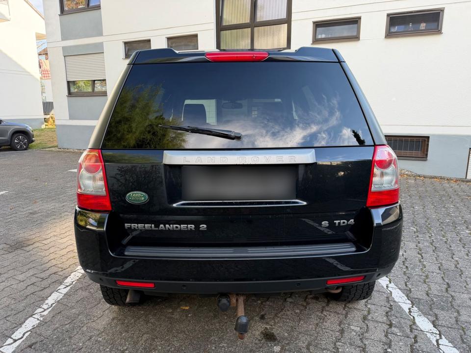 Land Rover Freelander 2008 — engine