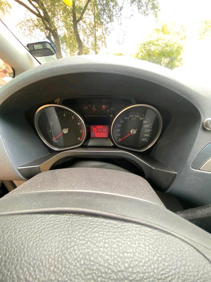 Ford S-Max 2009 — photo 8