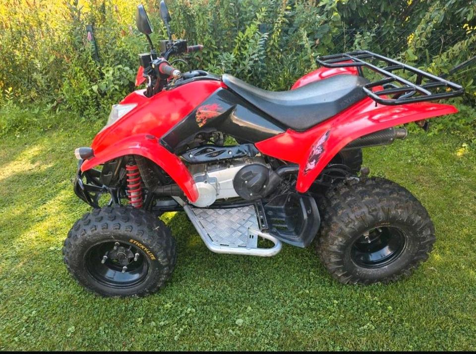 Kymco Gelöscht • Kymco kxr 250 defekt, TÜV Neu gerne auch tauschen 2004 — вигляд ззаду