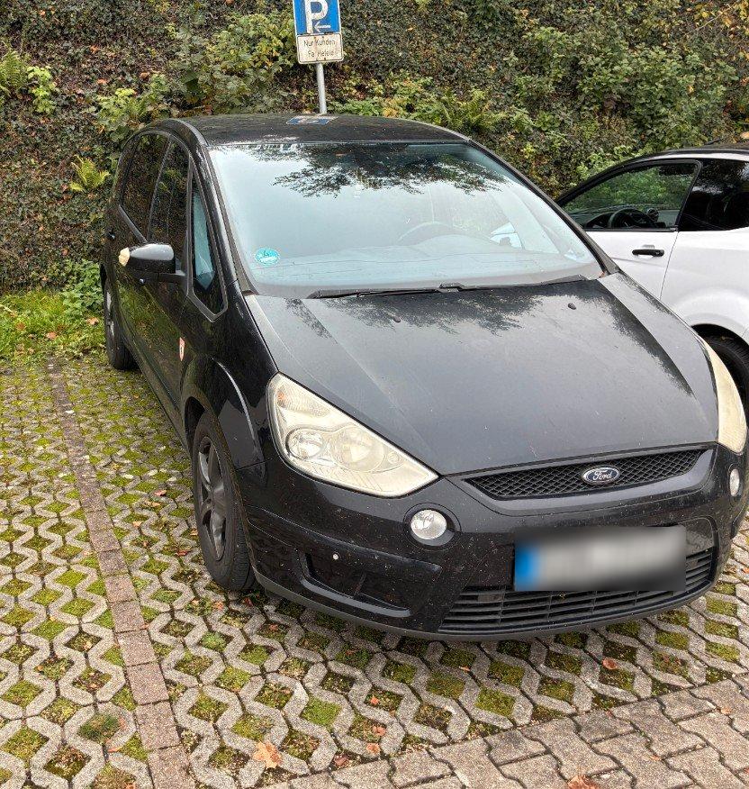 Ford S-Max 2007 — rear view