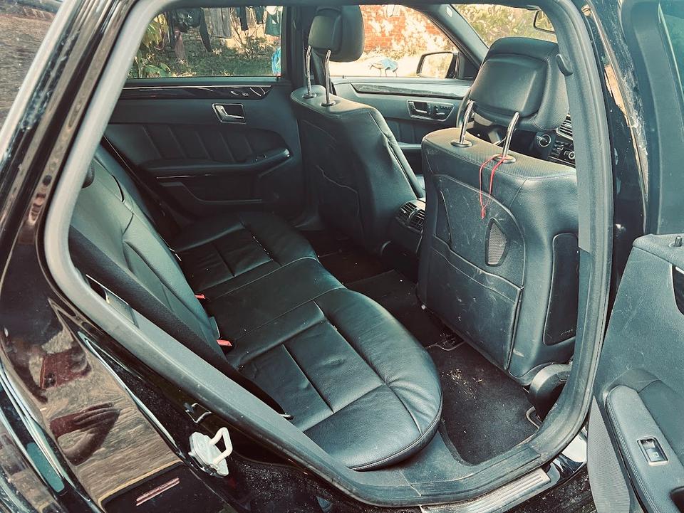 Mercedes Benz E 350 2010 — photo 14