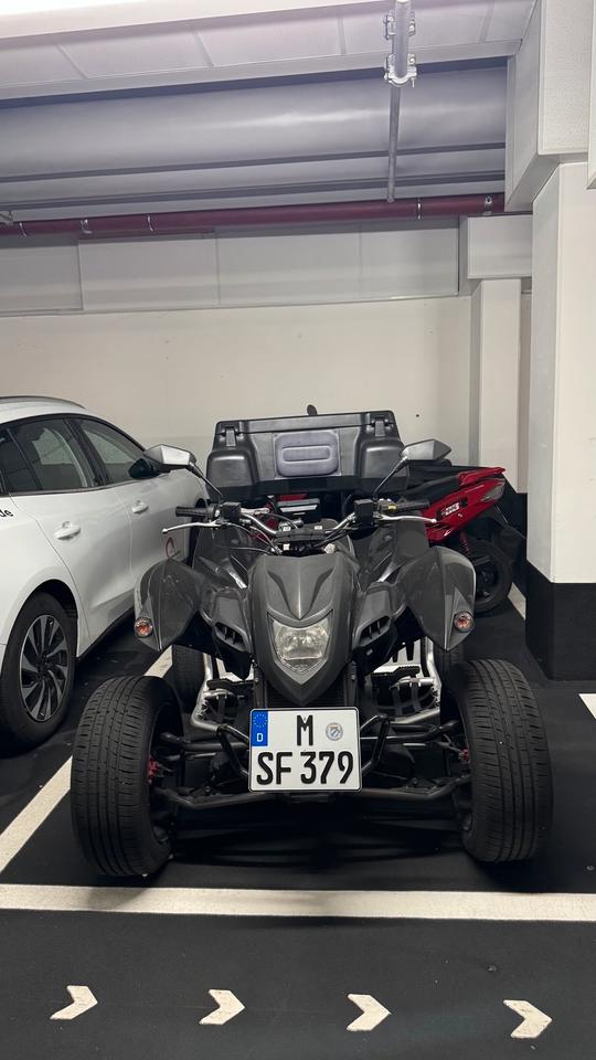 Weitere Motorräder Quad 272 ccm | TÜV 01/2027 | Apple CarPlay | Notverkauf 2011 — interior