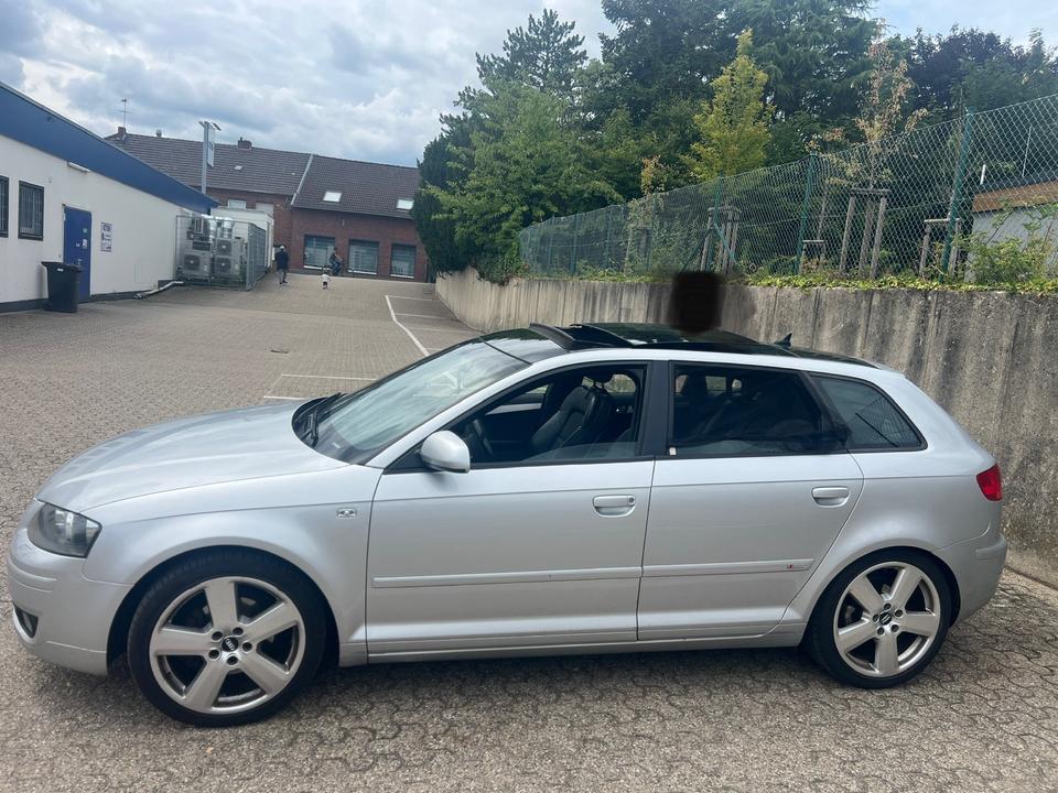 Audi A3 2006 — rear view