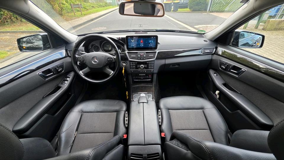 Mercedes Benz E 350 2010 — photo 10