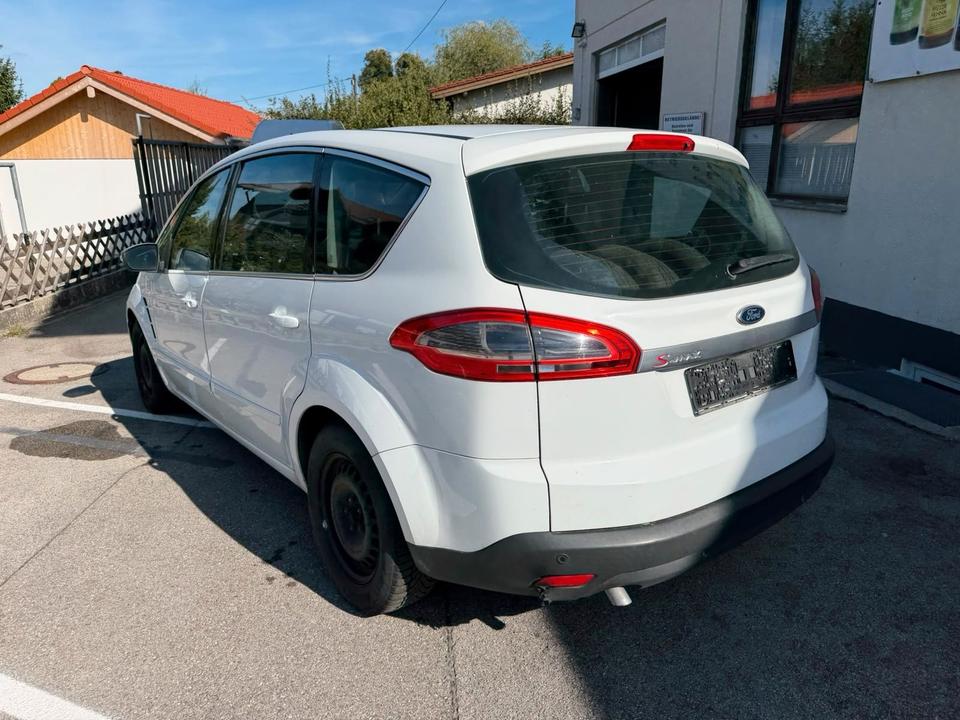 Ford S-Max 2013 — engine
