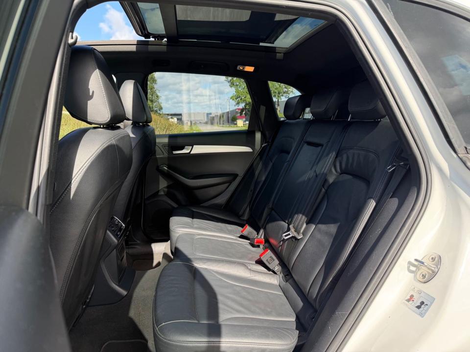 Audi Q5 2010 — photo 16