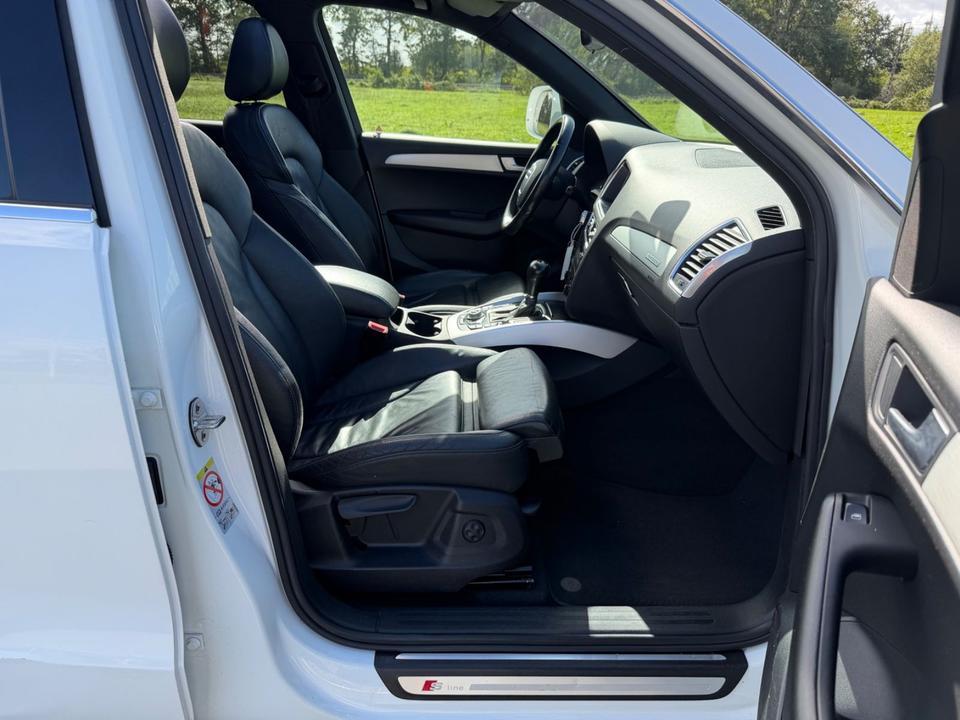 Audi Q5 2010 — photo 23