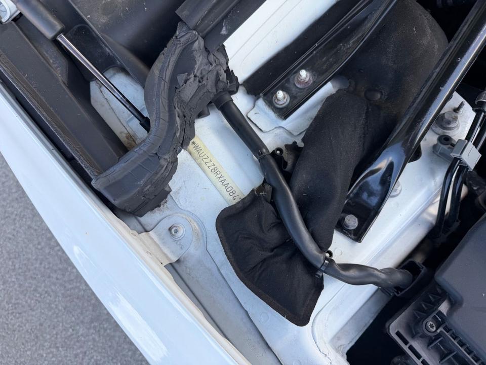 Audi Q5 2010 — photo 31