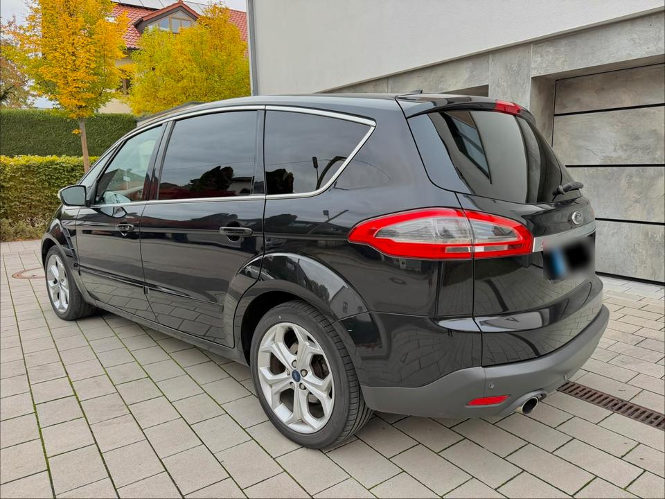 Ford S-Max 2012 — фото 10