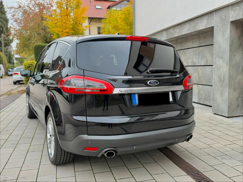 Ford S-Max 2012 — фото 9