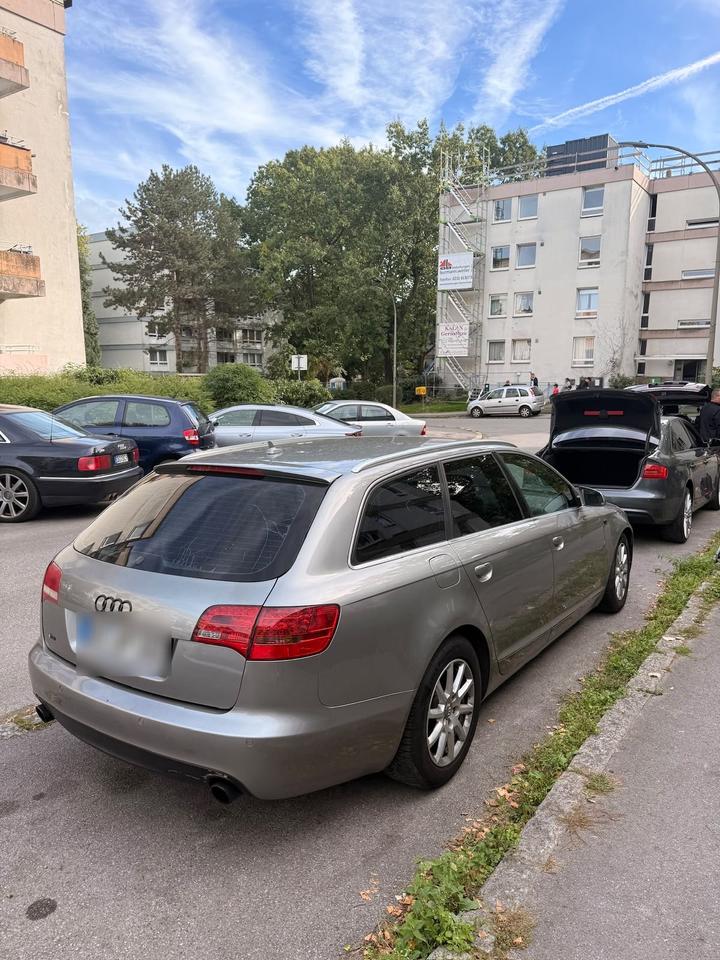 Audi A6 2005 — салон
