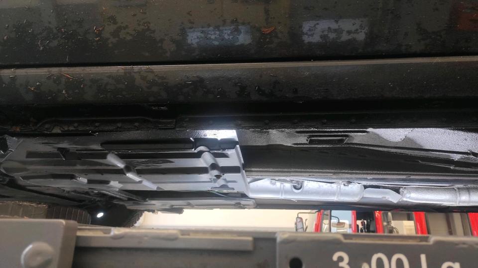 Ford S-Max 2011 — photo 15