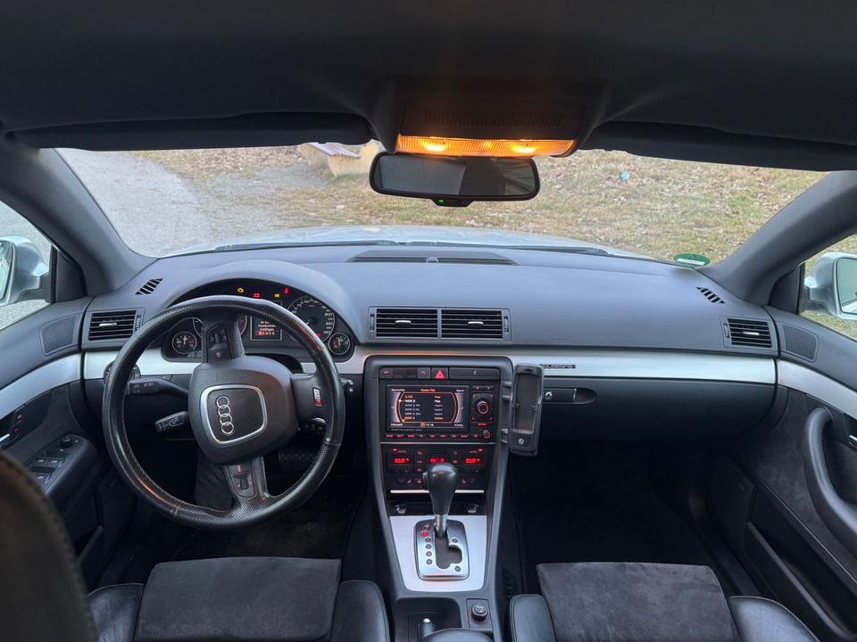 Audi S4 2005 — photo 8