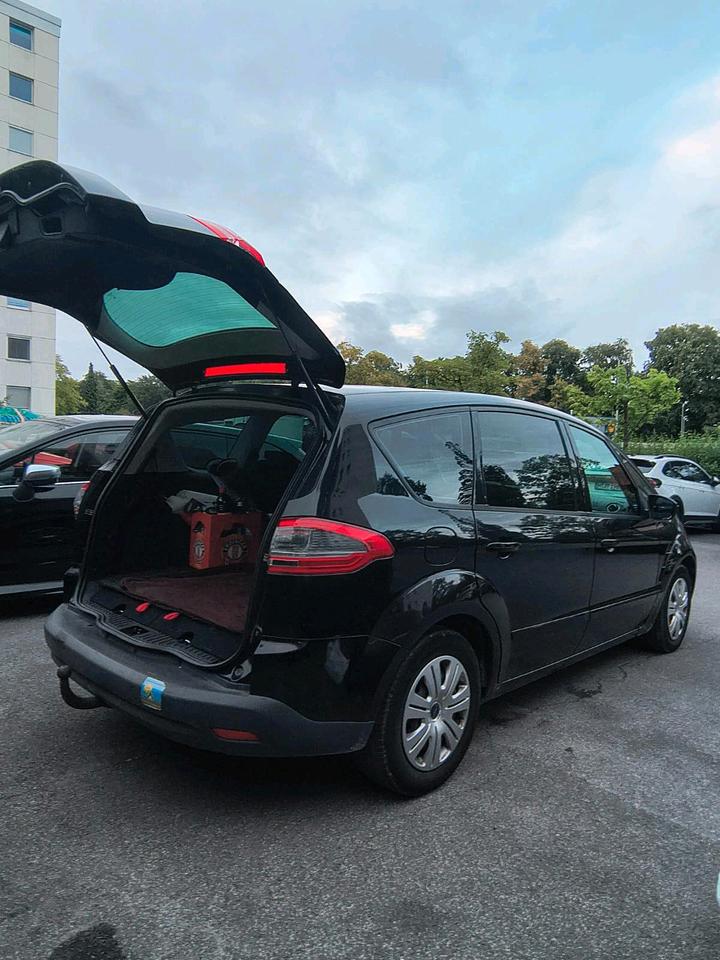 Ford S-Max 2012 — photo 9