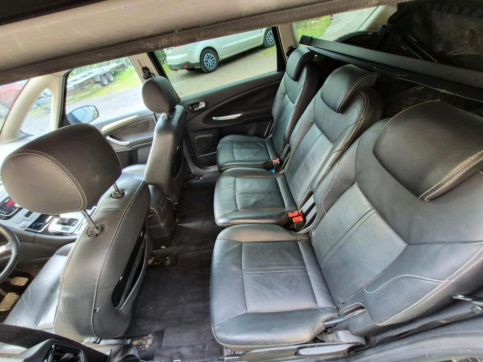 Ford S-Max 2008 — photo 10