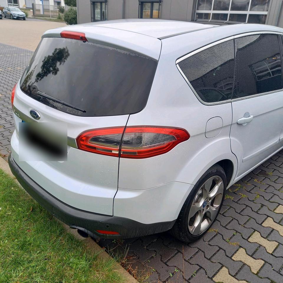 Ford S-Max 2011 — photo 6