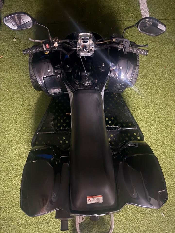Weitere Motorräder Quad Cannondale 440 USA Offen 60Ps CAAD Tüf Supermoto 2004 — interior
