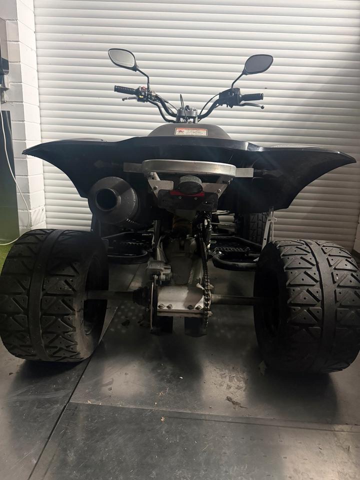 Weitere Motorräder Quad Cannondale 440 USA Offen 60Ps CAAD Tüf Supermoto 2004 — engine 440 ccm