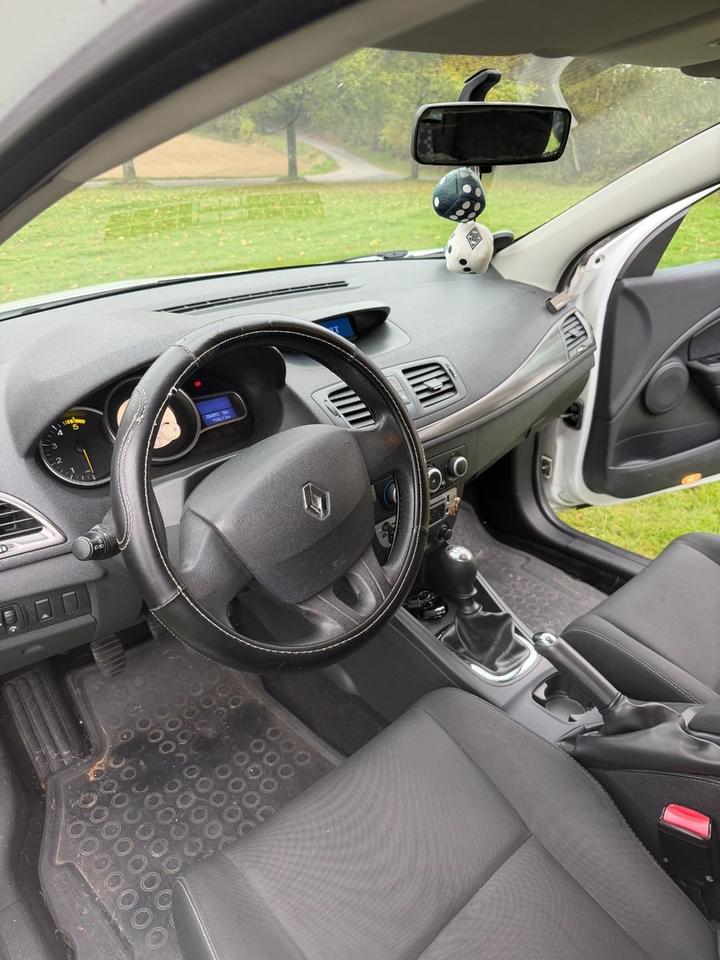 Renault Megane 2012 — photo 6