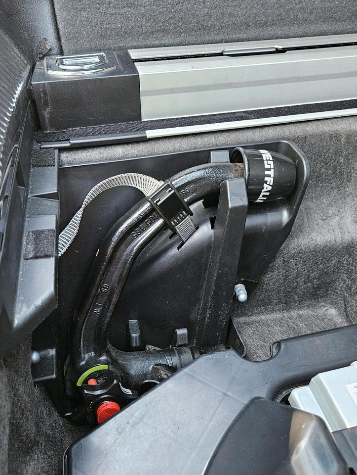 Audi A4 2008 — photo 17