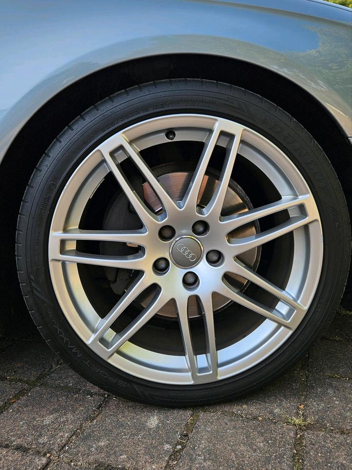 Audi A4 2008 — photo 18