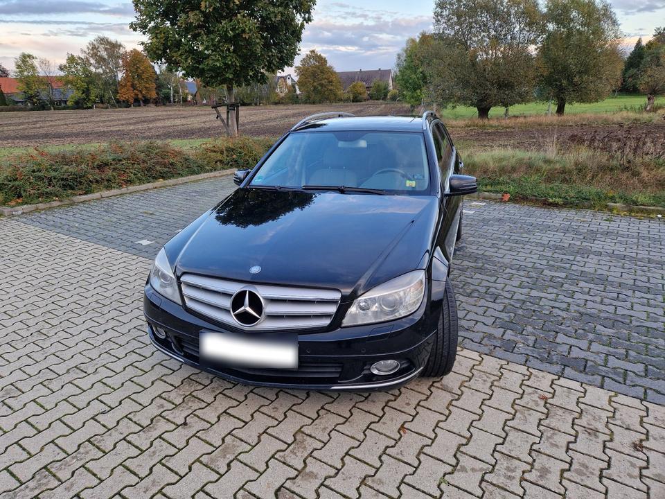 Mercedes Benz 220 2008 — vehicle for AFU Ukraine