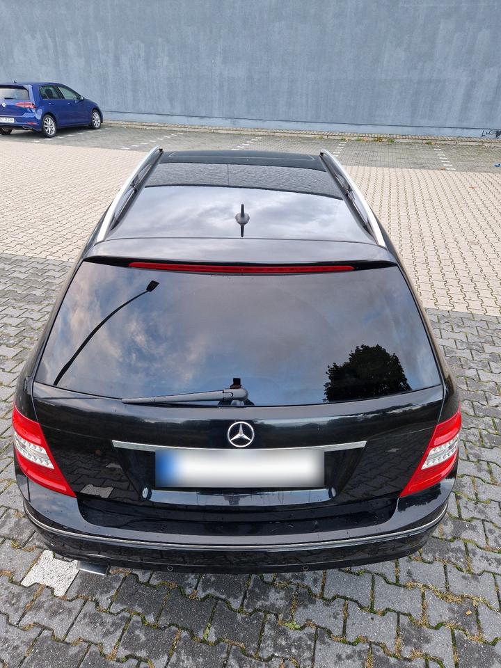 Mercedes Benz 220 2008 — photo 7