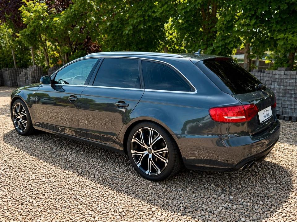 Audi A4 2009 — photo 6