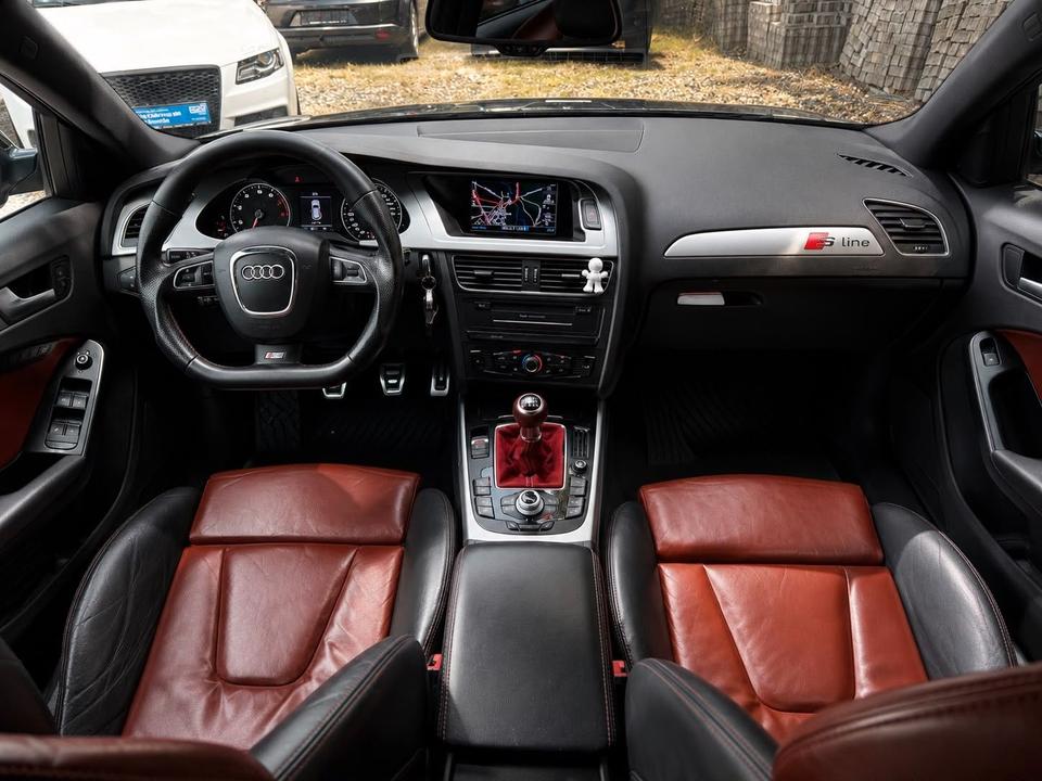 Audi A4 2009 — photo 8