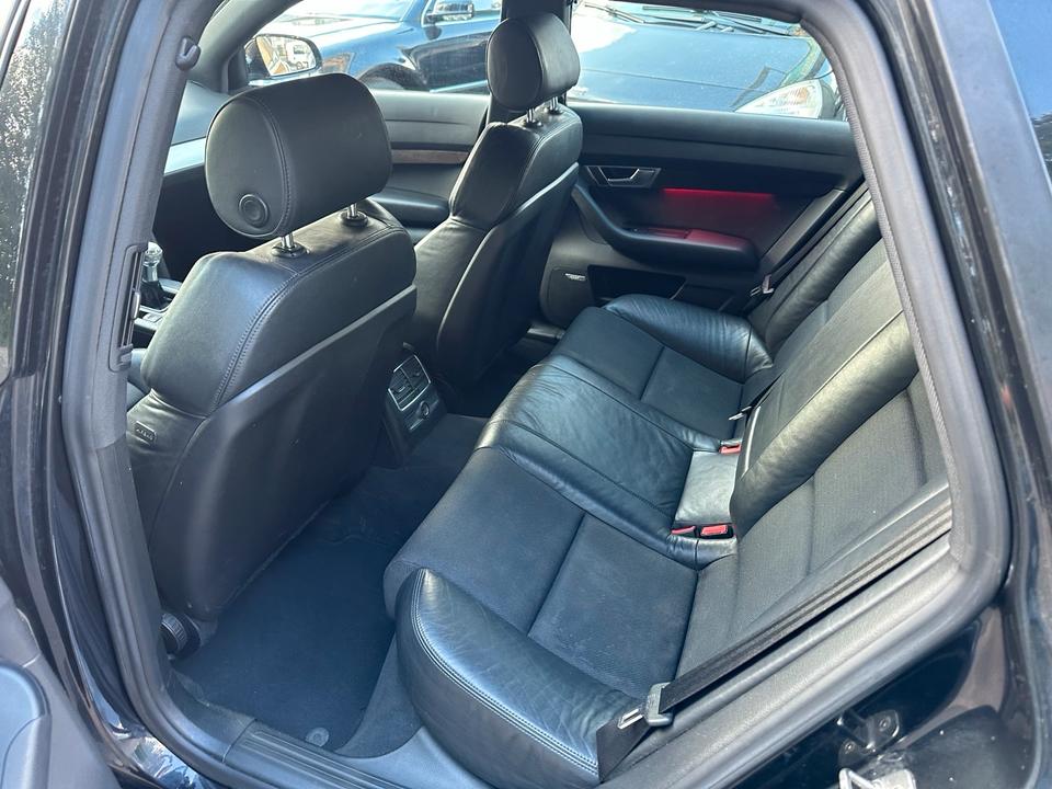 Audi A6 2005 — photo 9