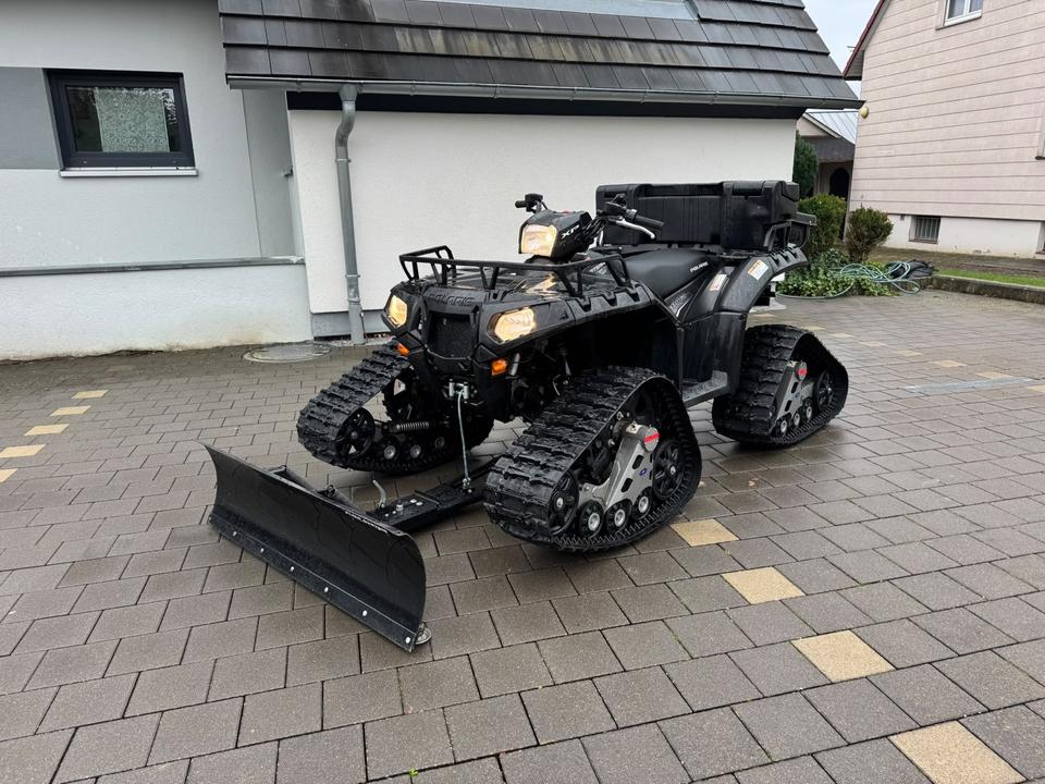 Weitere Motorräder Polaris Sportsman Forest 850 XP 4x4– Raupenfahrwerk, Schneeschild 2011 — авто для ЗСУ з Європи