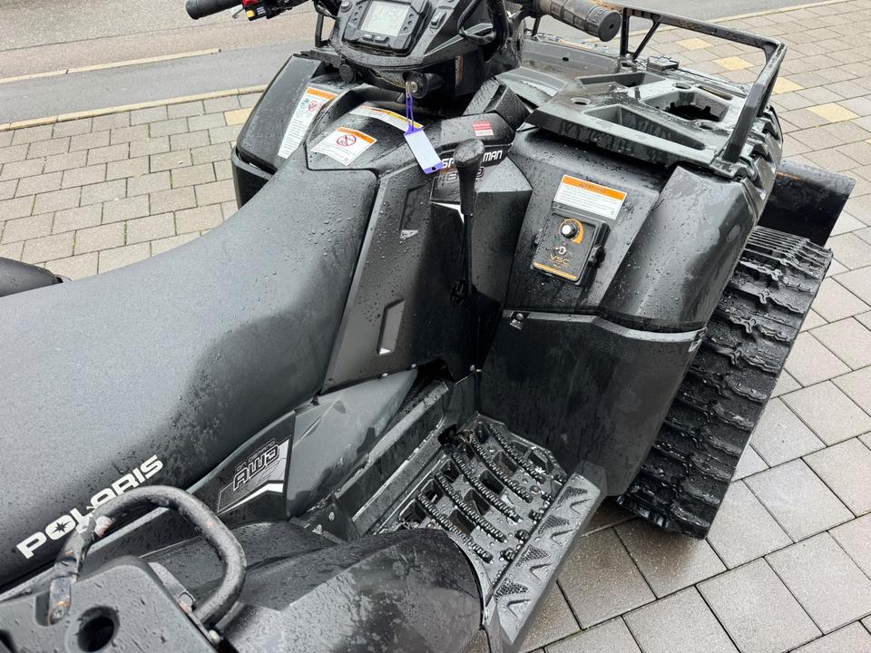 Weitere Motorräder Polaris Sportsman Forest 850 XP 4x4– Raupenfahrwerk, Schneeschild 2011 — фото 12