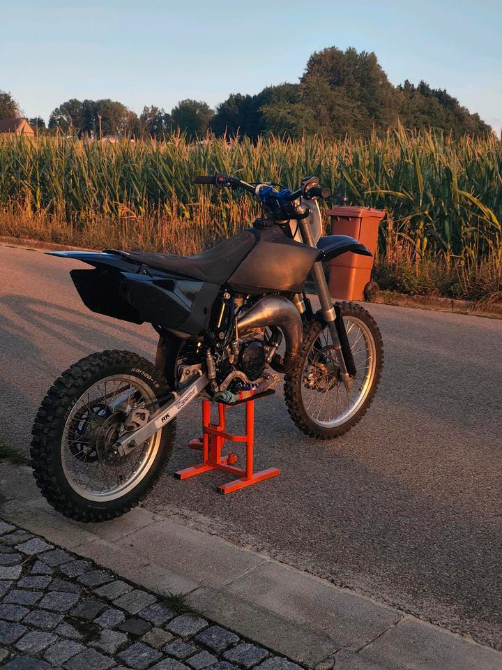 Yamaha yz 85 ccm Großrad 2 Takt keine Sx, Kx, Rm Motocross 2015 — салон