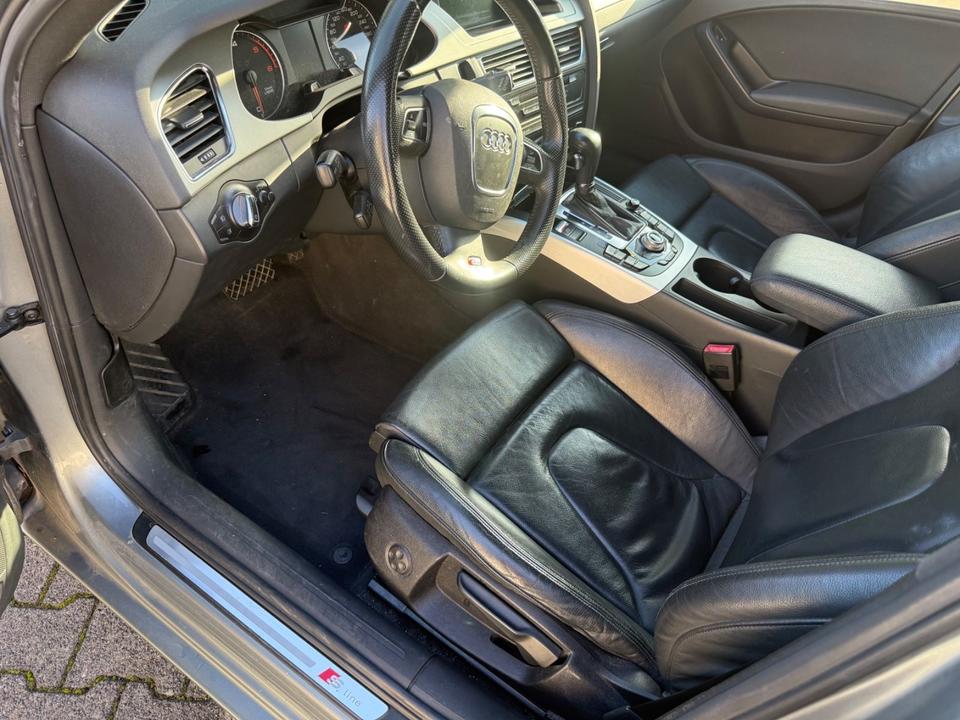 Audi A4 2009 — photo 5
