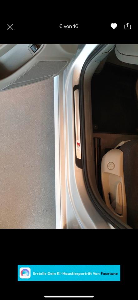 Audi A4 2010 — photo 11