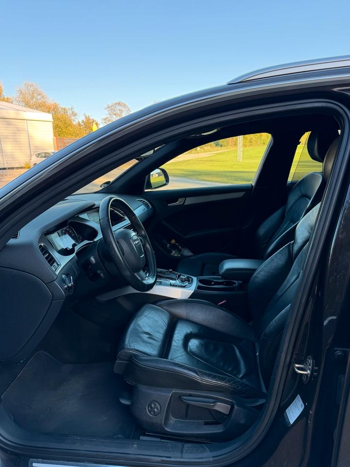 Audi A4 2008 — photo 12
