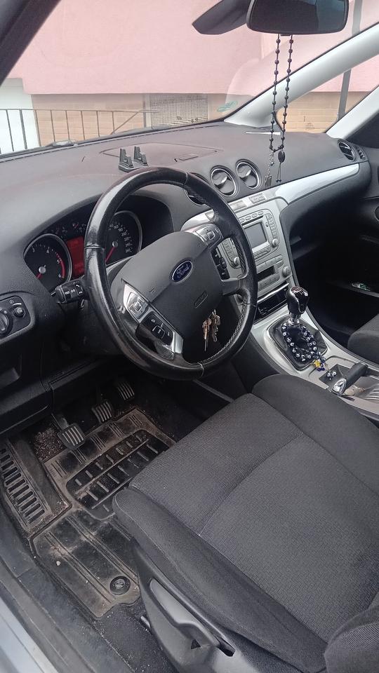 Ford S-Max 2009 — photo 6